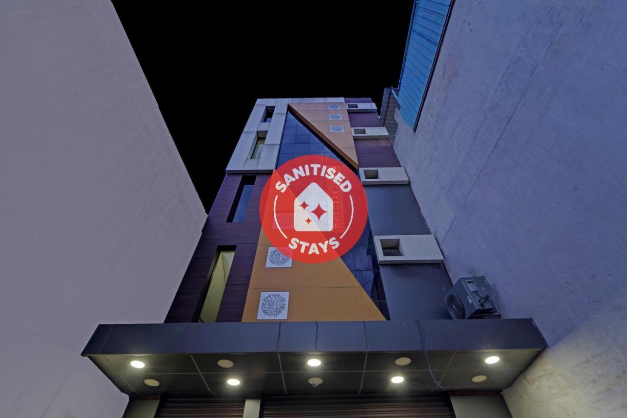 Super Townhouse 1096 Hotel Redfox Nungambakkam Near Apollo & Shankar Nethralaya Hospital Ченнаи Экстерьер фото