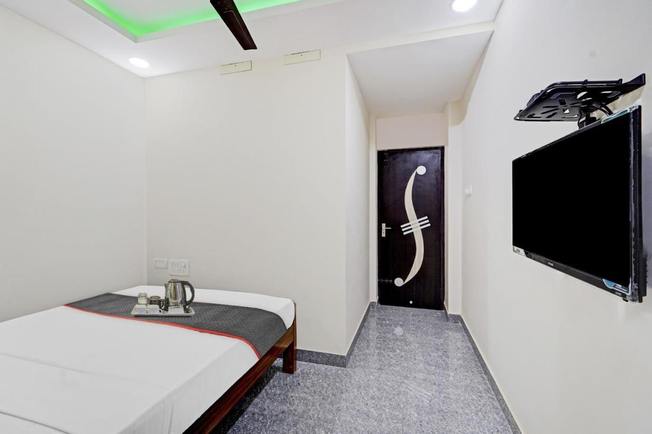 Super Townhouse 1096 Hotel Redfox Nungambakkam Near Apollo & Shankar Nethralaya Hospital Ченнаи Экстерьер фото