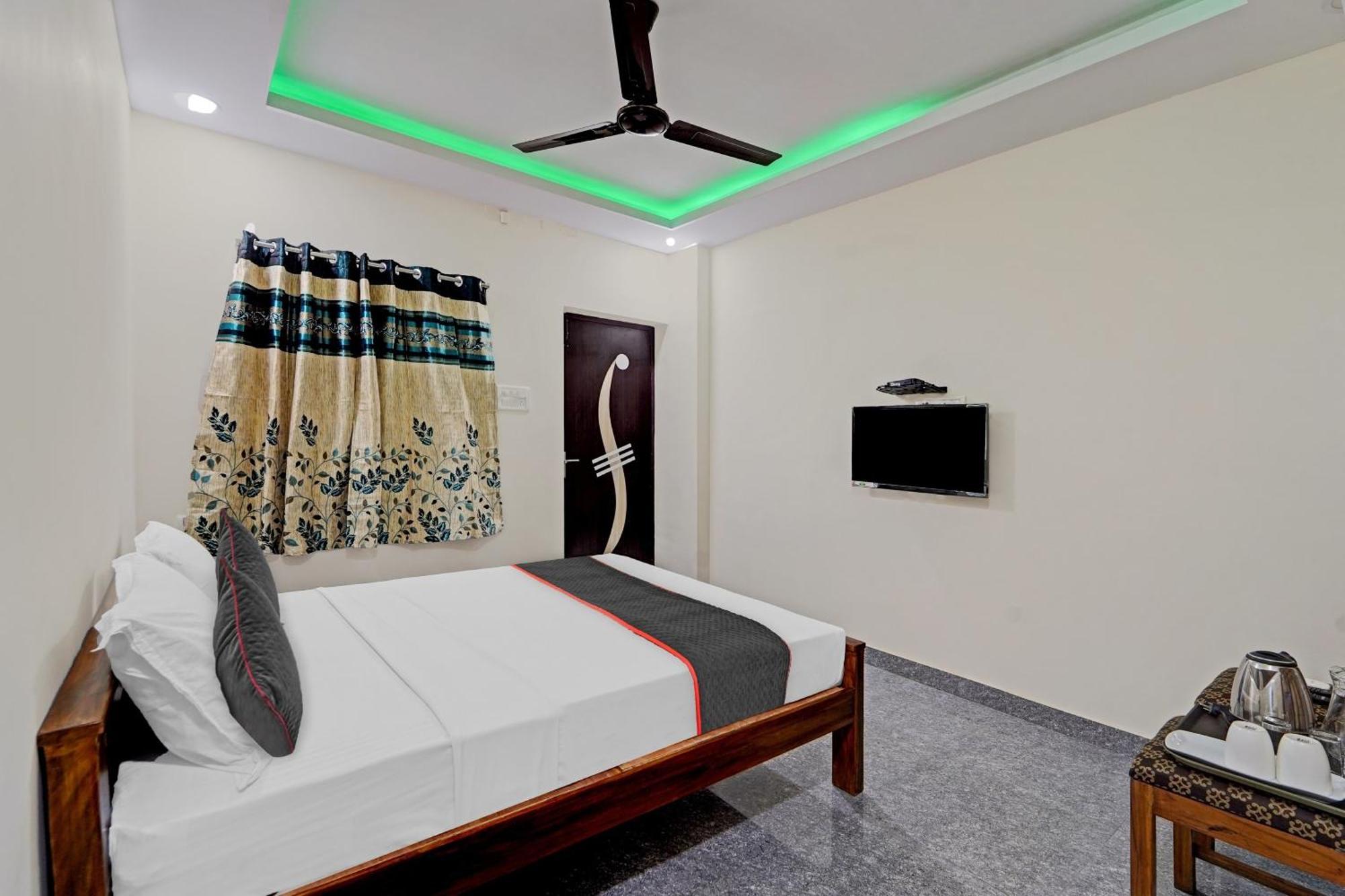 Super Townhouse 1096 Hotel Redfox Nungambakkam Near Apollo & Shankar Nethralaya Hospital Ченнаи Экстерьер фото