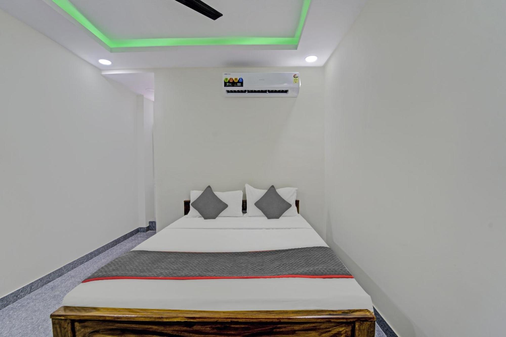 Super Townhouse 1096 Hotel Redfox Nungambakkam Near Apollo & Shankar Nethralaya Hospital Ченнаи Экстерьер фото